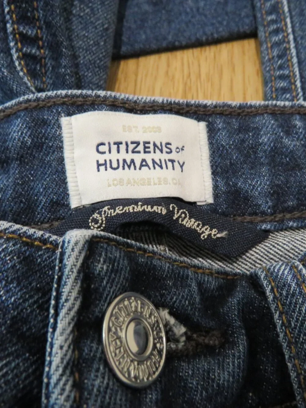CITIZENS OF HUMANITY Zurie Straight Leg Jeans in Sutherland Wash 24 Minimalist - Picture 12 of 13